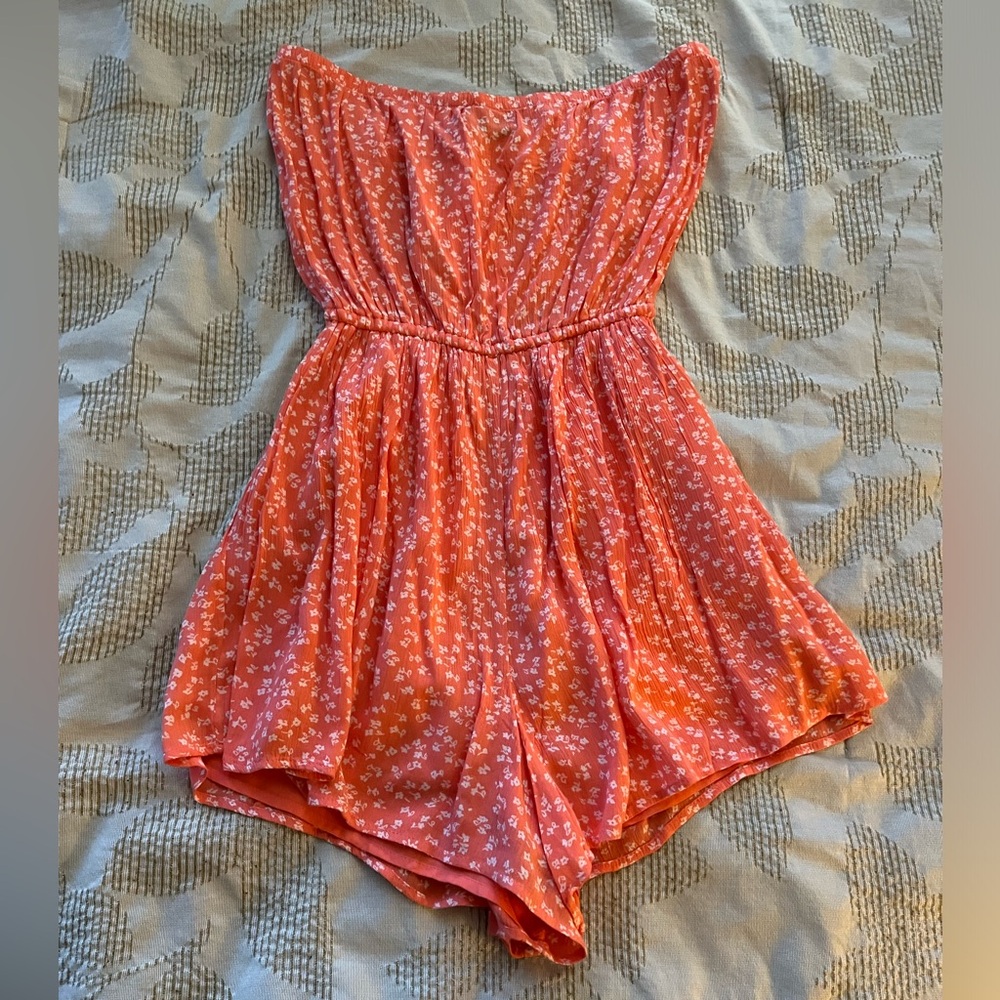 Hollister One Piece